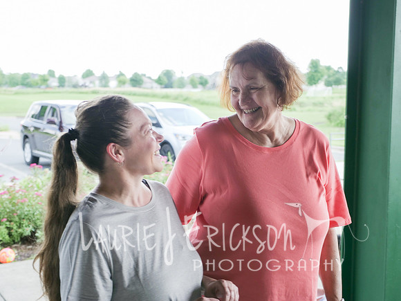 P1077882
